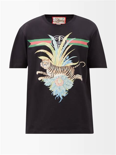 gucci tiger print